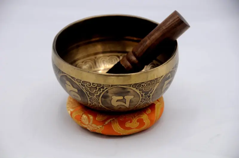find inner peace: handmade singing bowls for chakra healing find inner peace: handmade singing bowls for chakra healing