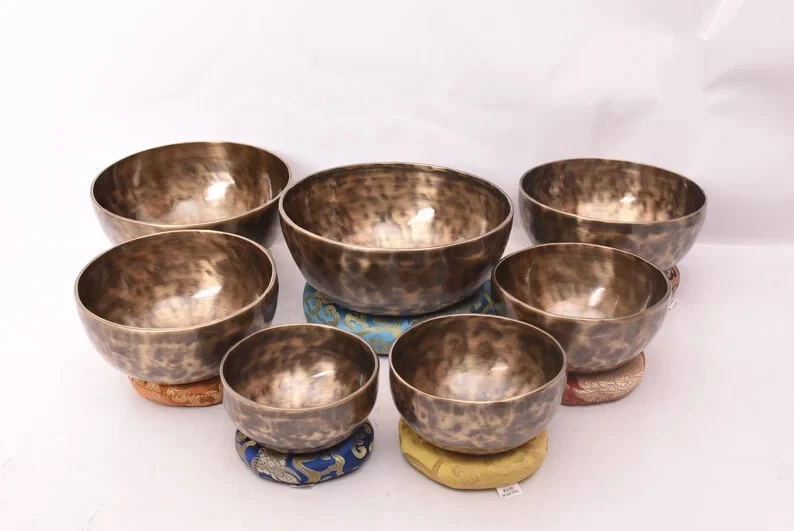 complete tibetan chakra healing bowl set 7 professional bowls for sound therapy complete tibetan chakra healing bowl set 7 professional bowls for sound therapy