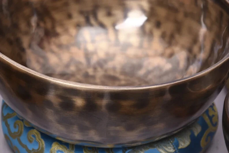 complete tibetan chakra healing bowl set 7 professional bowls for sound therapy complete tibetan chakra healing bowl set 7 professional bowls for sound therapy